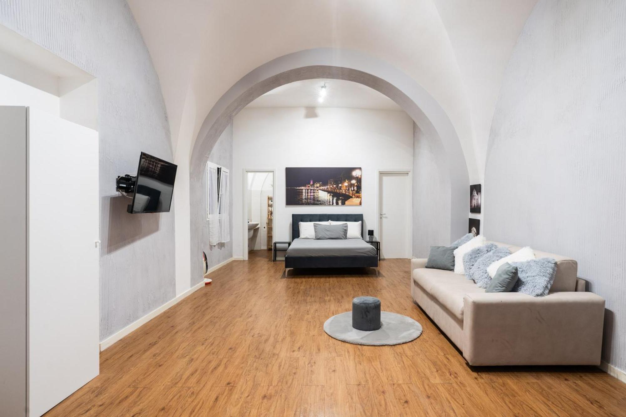 House Visconti Apartment Bari Bagian luar foto